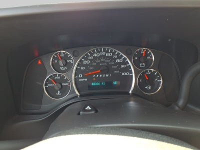 2025 Chevrolet Express Passenger 1LT