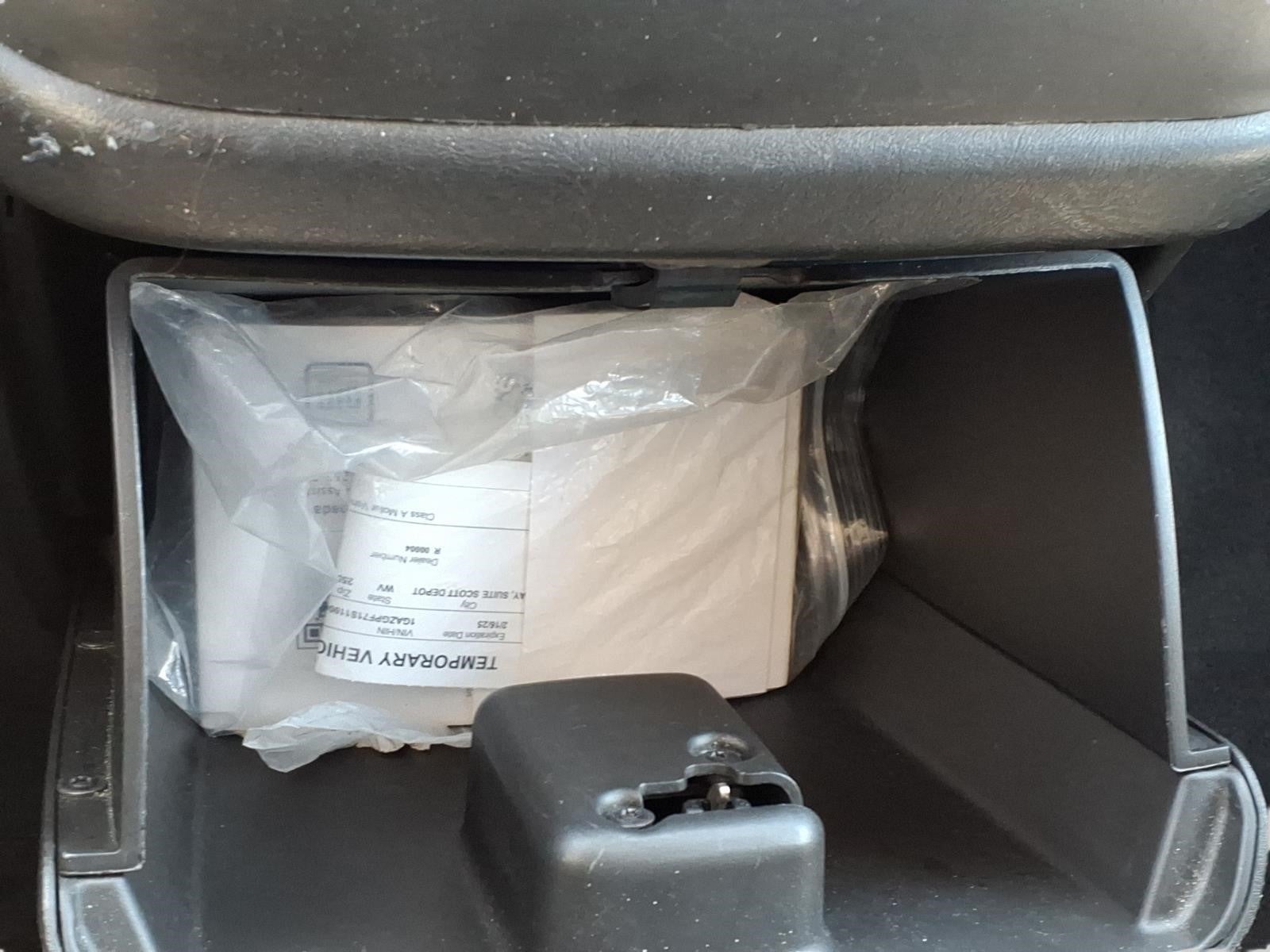 2025 Chevrolet Express Passenger 1LT