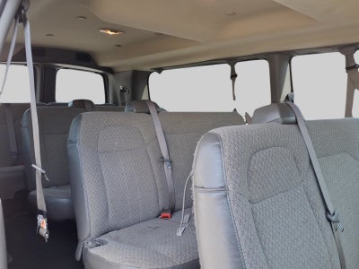 2025 Chevrolet Express Passenger 1LT