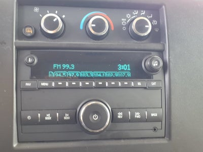 2024 Chevrolet Express Passenger 3500 1LT