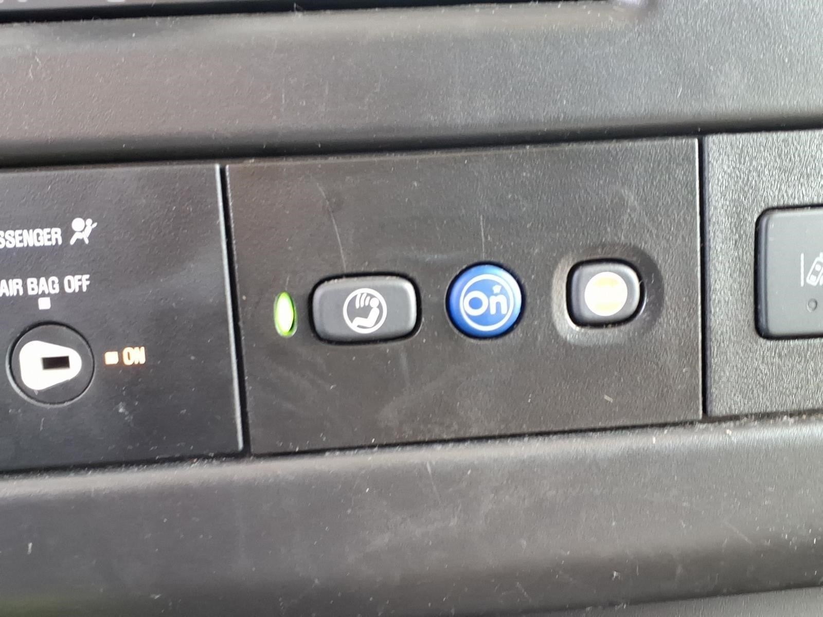 2024 Chevrolet Express Passenger 3500 1LT