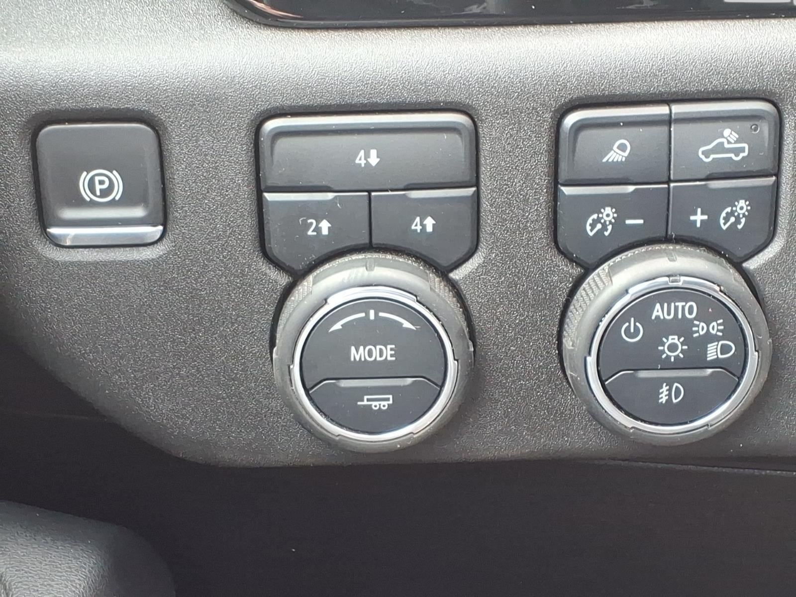 2025 Chevrolet Silverado 3500 HD LT DRW