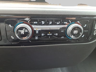 2025 Chevrolet Silverado 3500 HD LT DRW