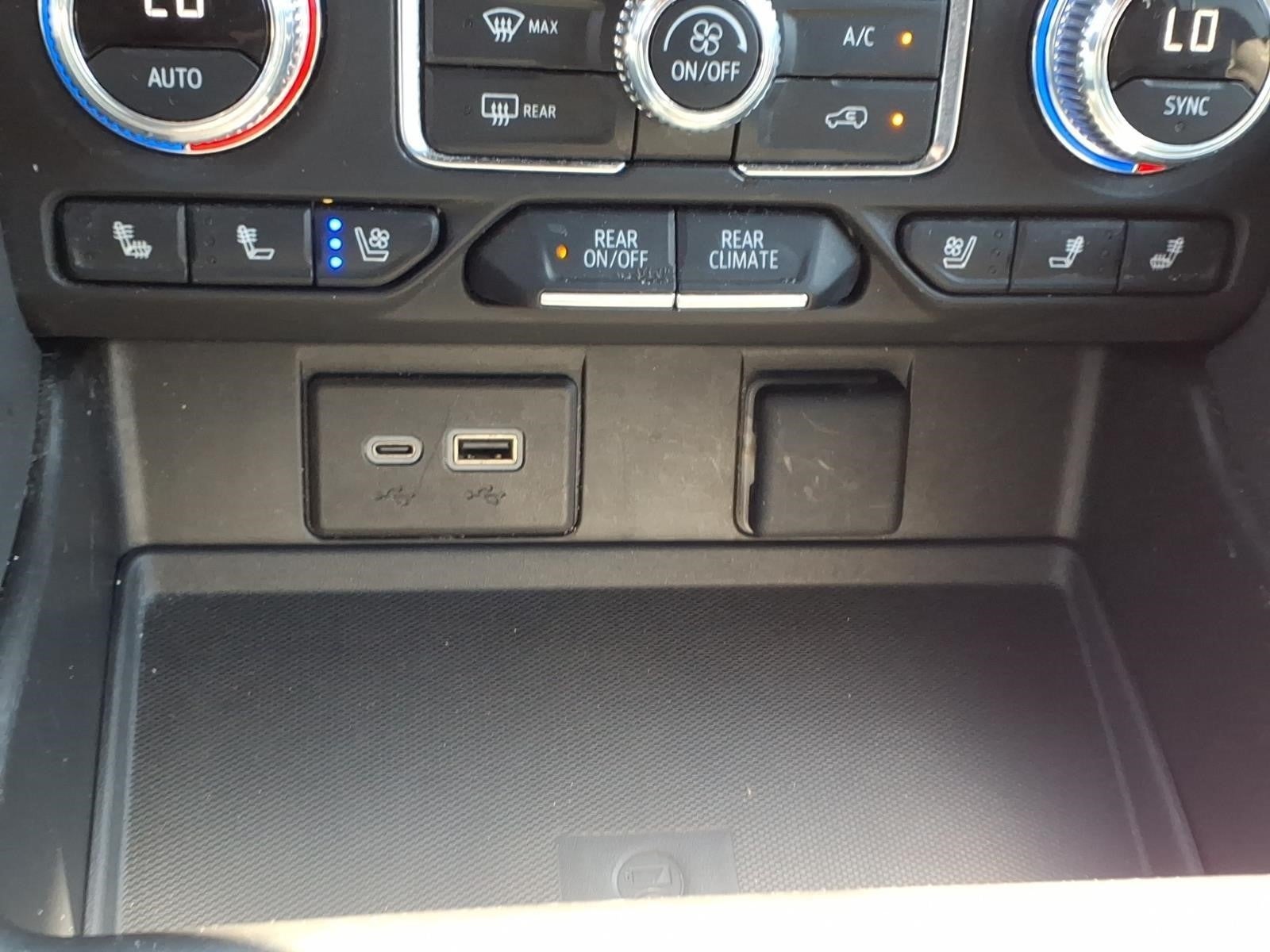 2024 GMC Yukon XL SLT