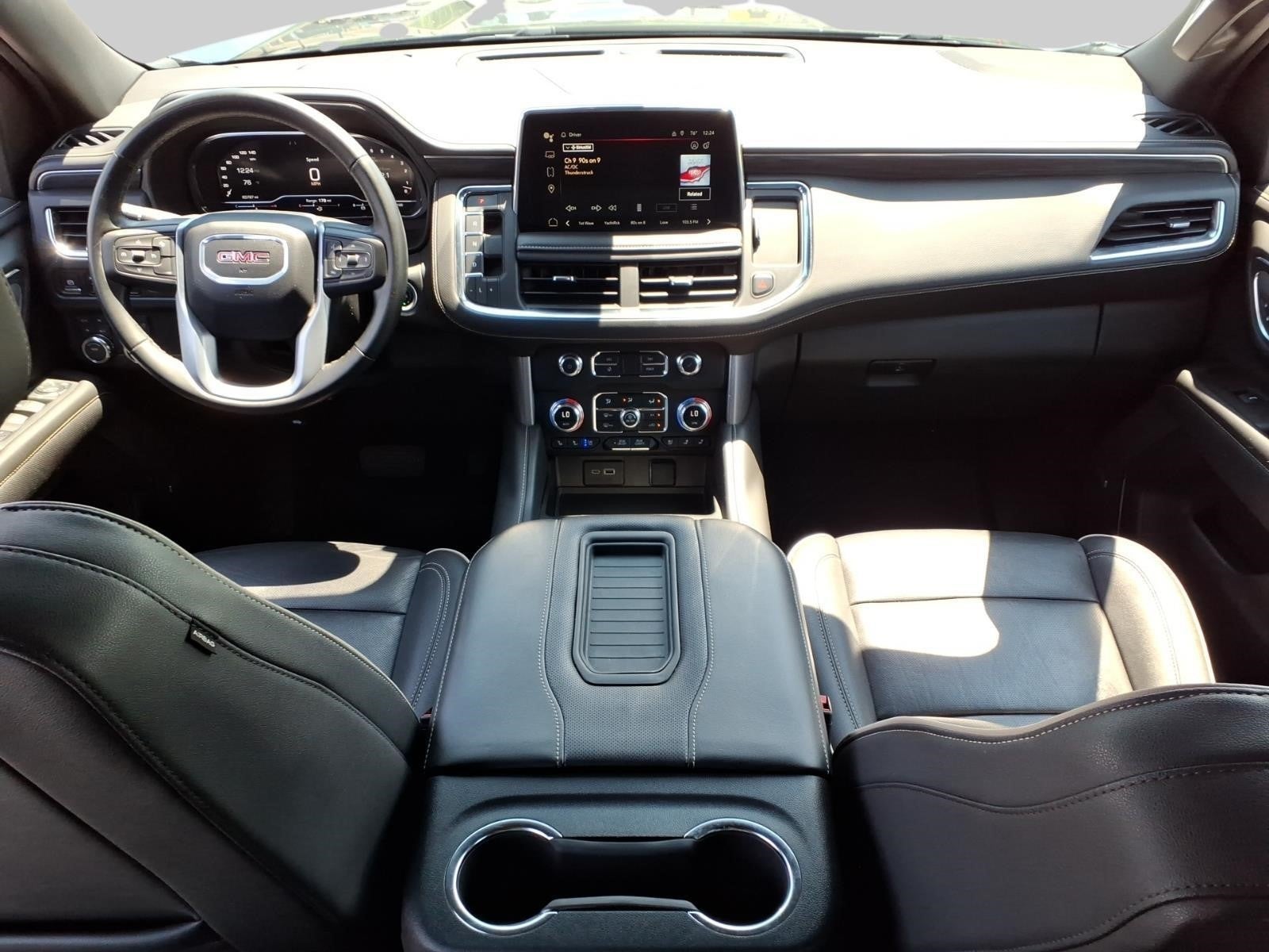 2024 GMC Yukon XL SLT