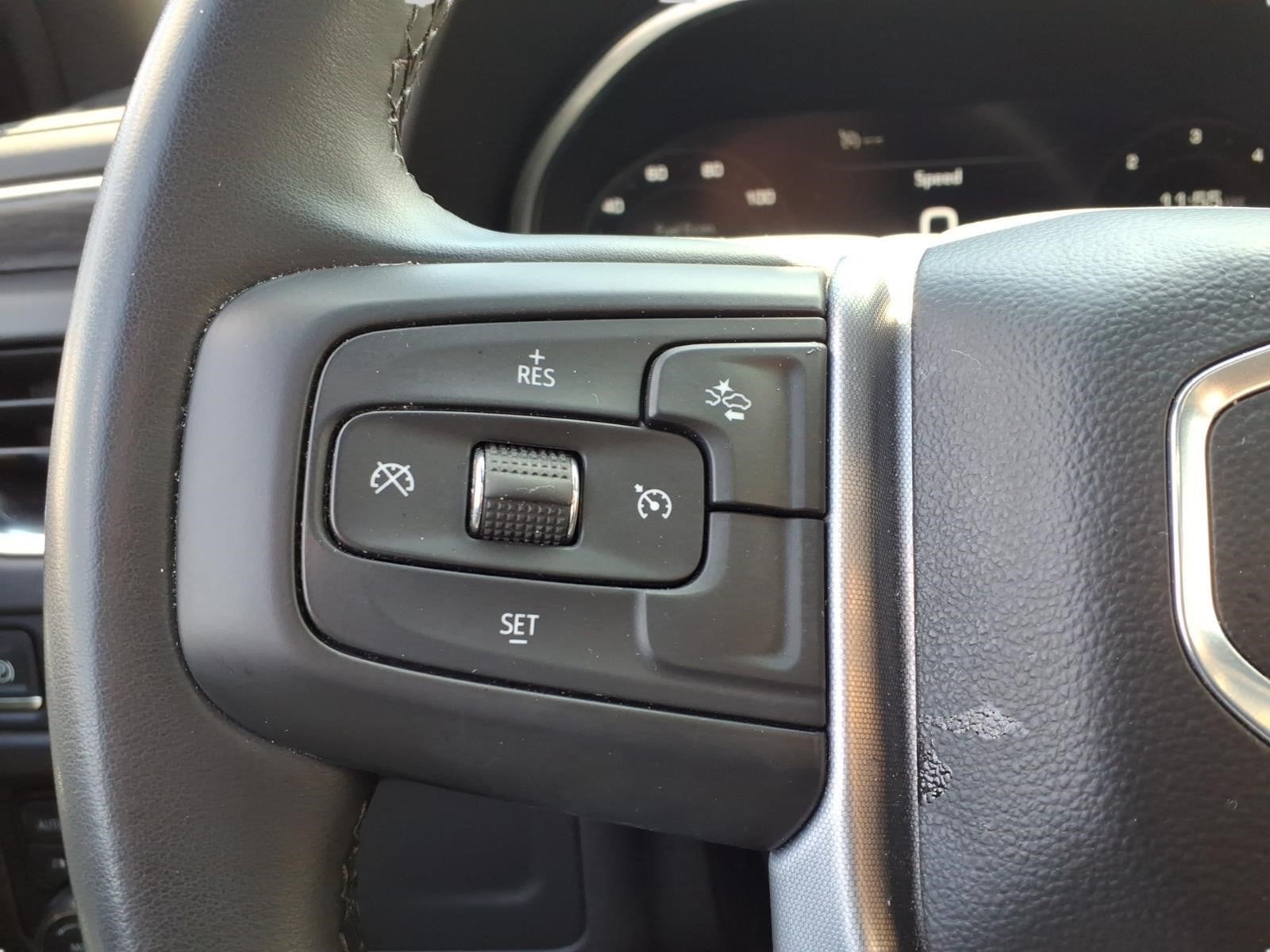 2024 GMC Yukon XL SLT