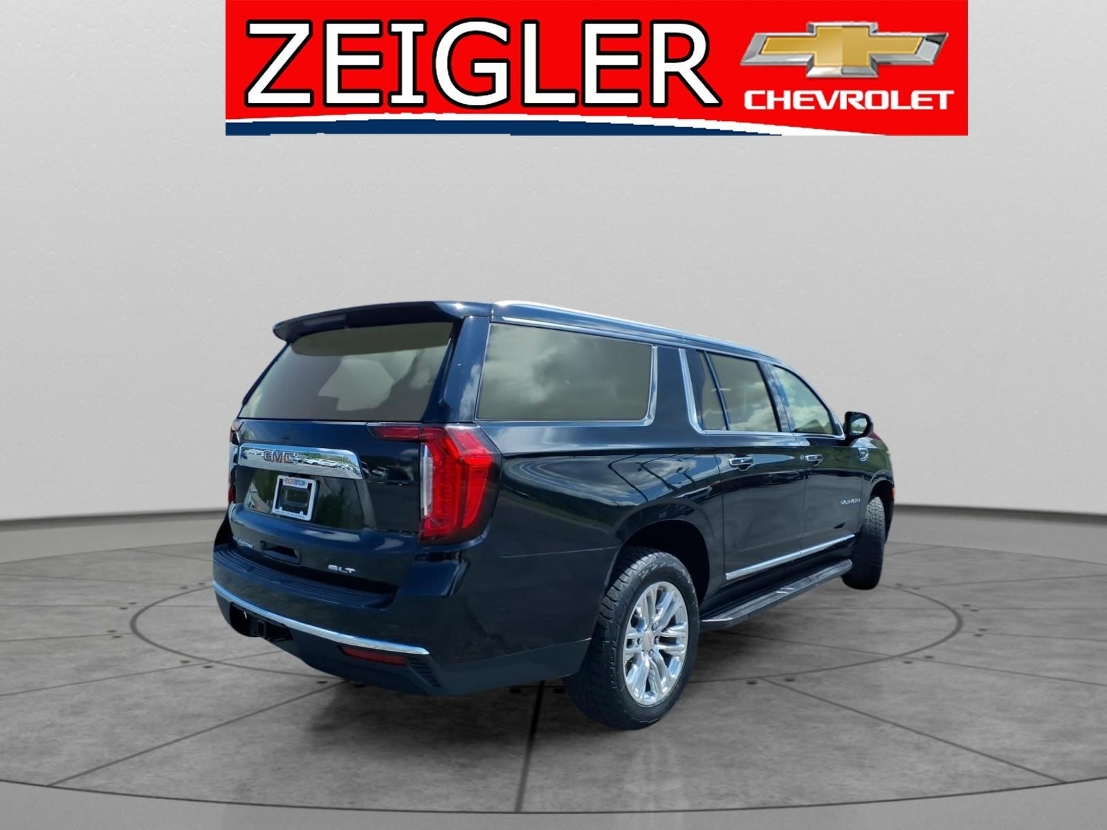 2024 GMC Yukon XL SLT