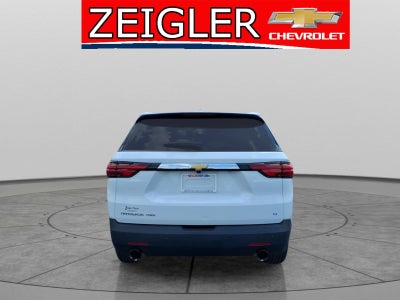 2022 Chevrolet Traverse LT Cloth