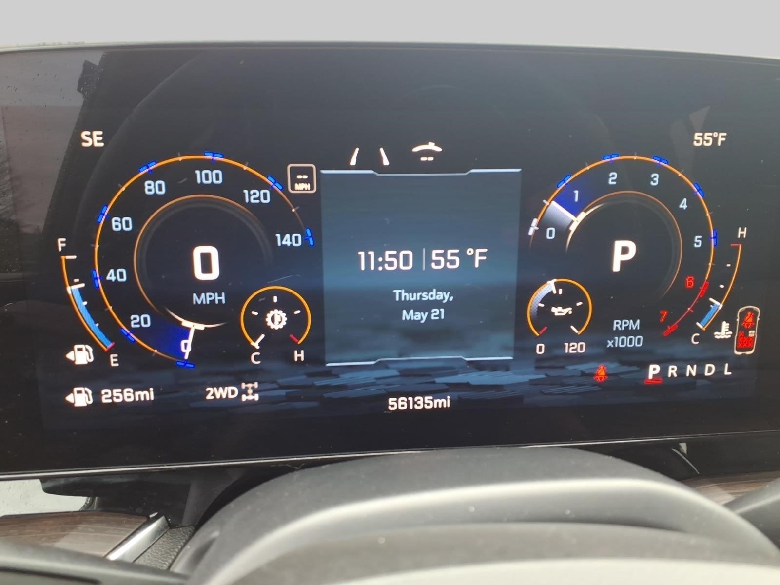 2025 Chevrolet Suburban LT
