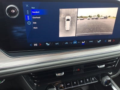 2025 Chevrolet Suburban LT