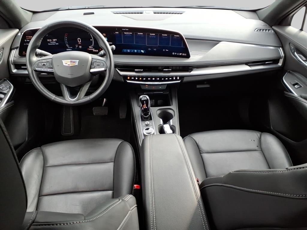 2025 Cadillac XT4 Premium Luxury