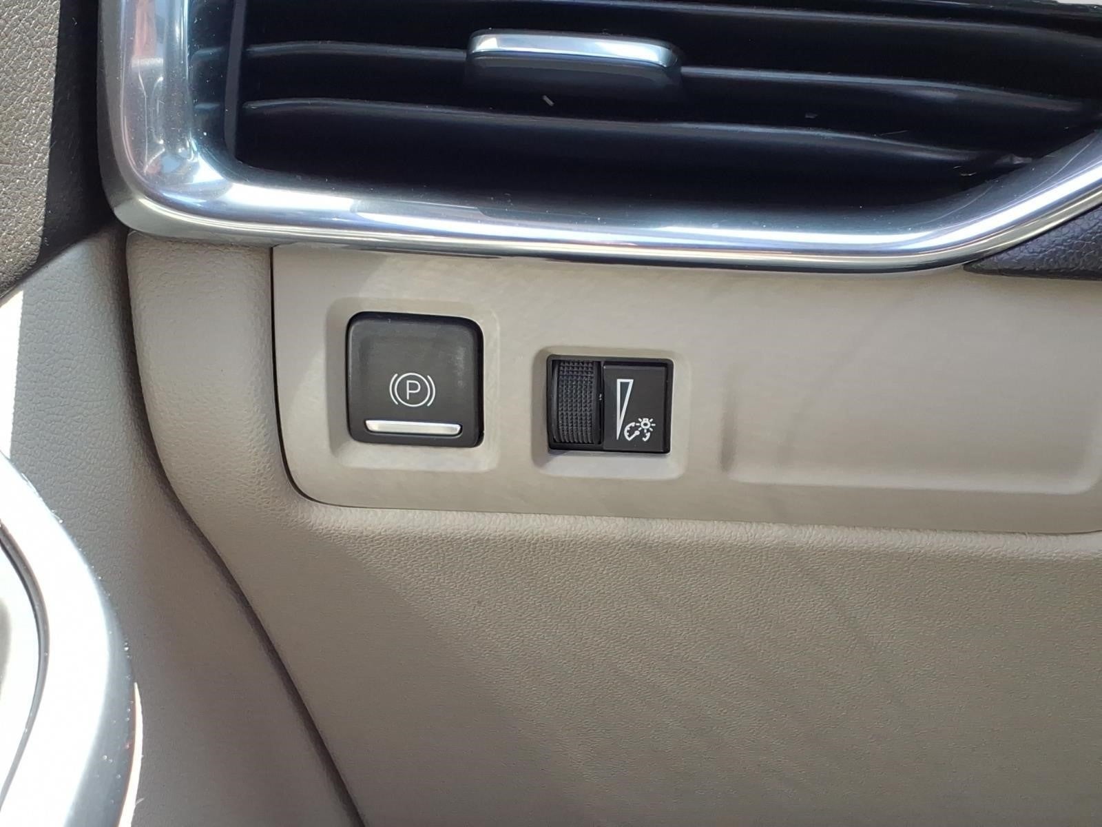 2019 Cadillac XT4 AWD Premium Luxury