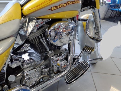 2005 HARLEY-DAVIDSON FLHTCSE2 Base