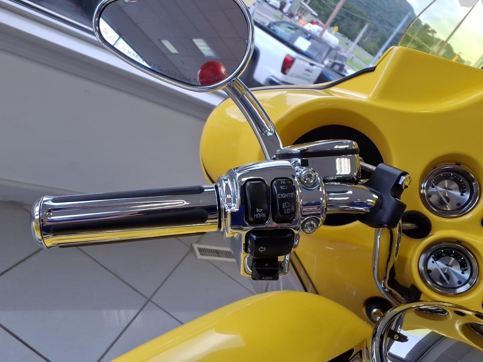 2005 HARLEY-DAVIDSON FLHTCSE2 Base