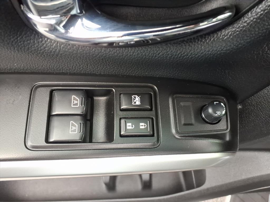 2019 Nissan Titan SV