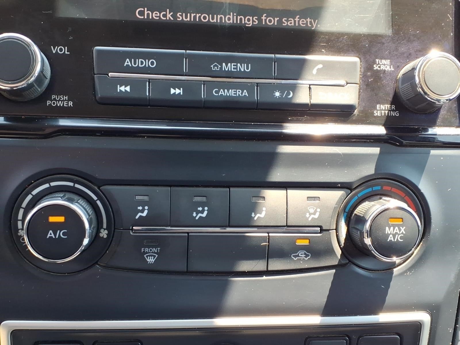 2022 Nissan Titan S