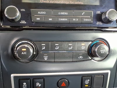 2022 Nissan Titan S