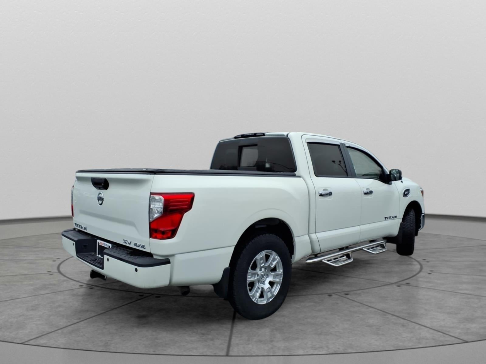 2017 Nissan Titan SV