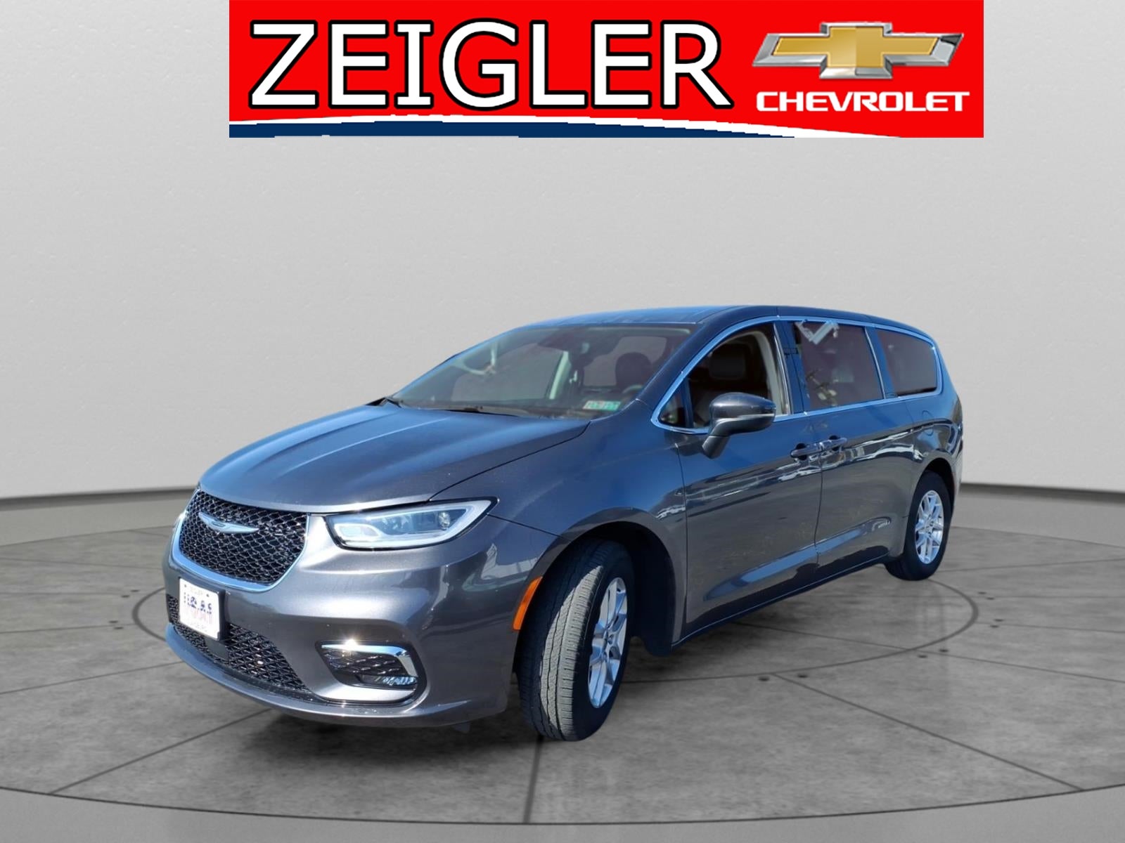 2023 Chrysler Pacifica Touring L