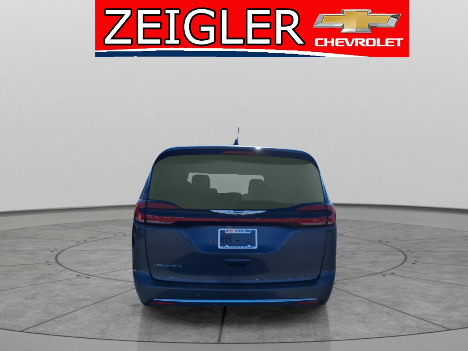 2023 Chrysler Pacifica Touring L