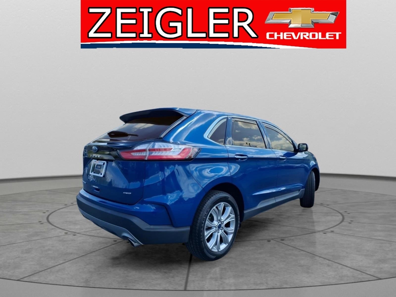 2022 Ford Edge Titanium