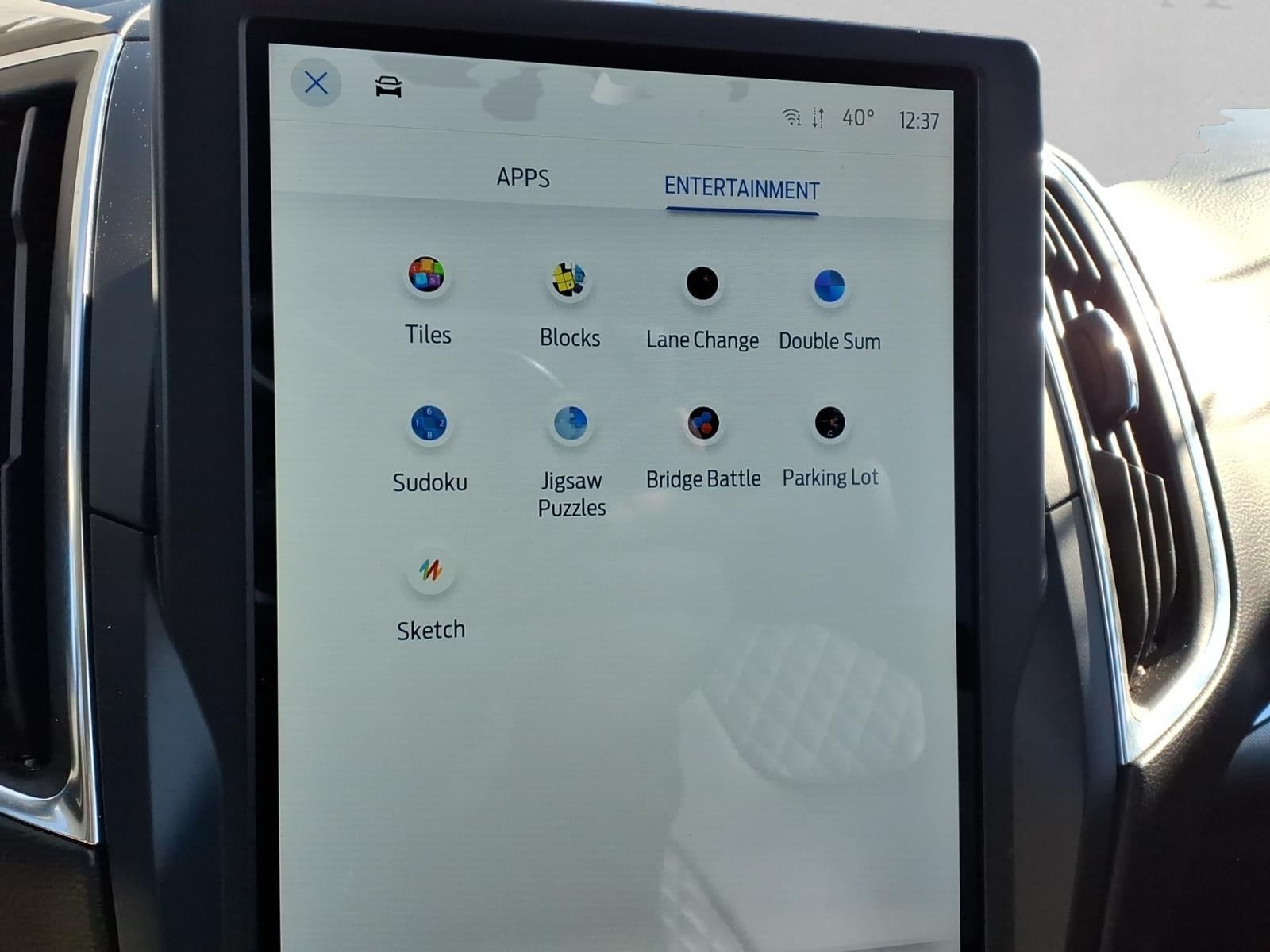 2024 Ford Edge Titanium