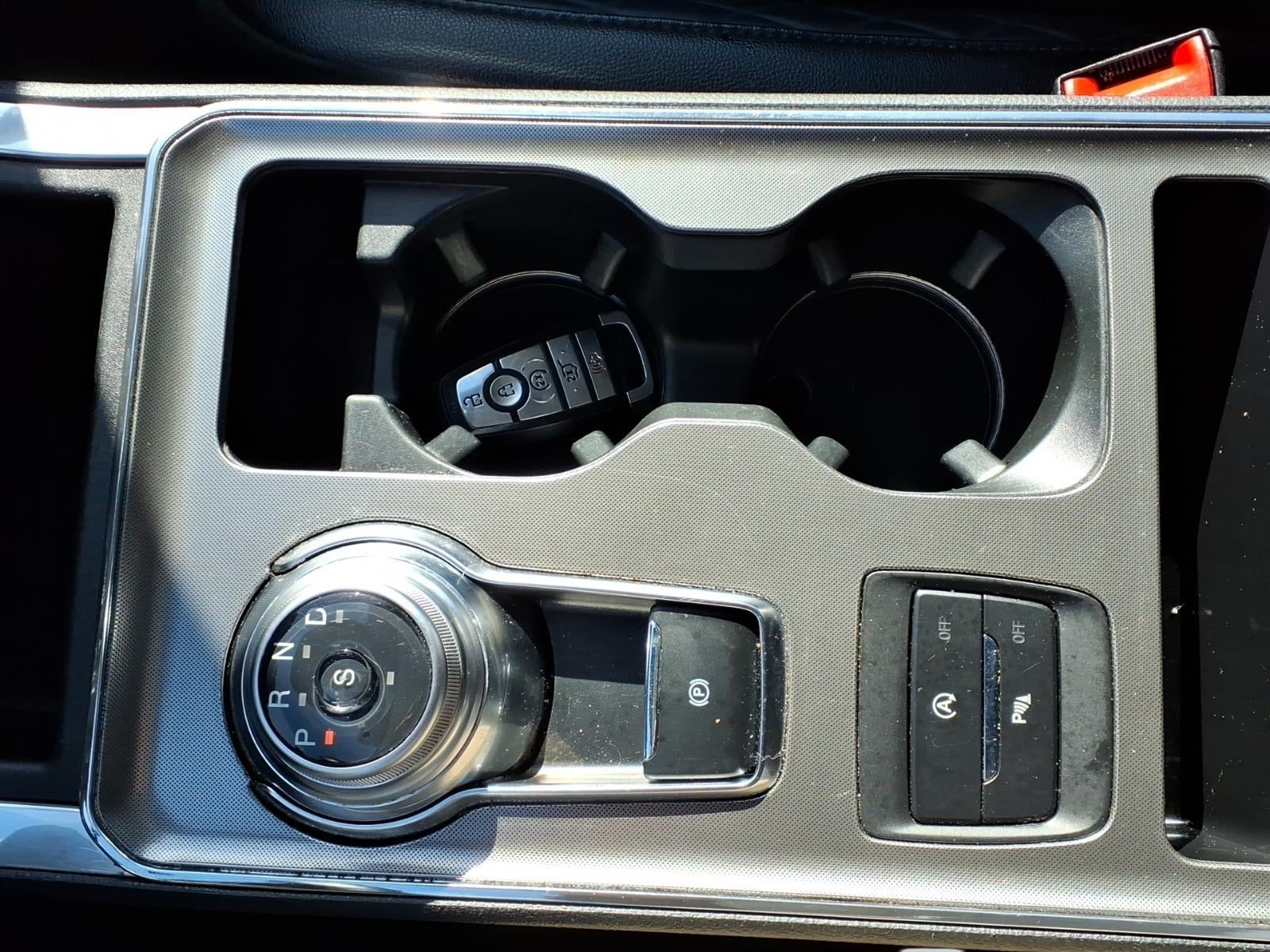 2024 Ford Edge Titanium