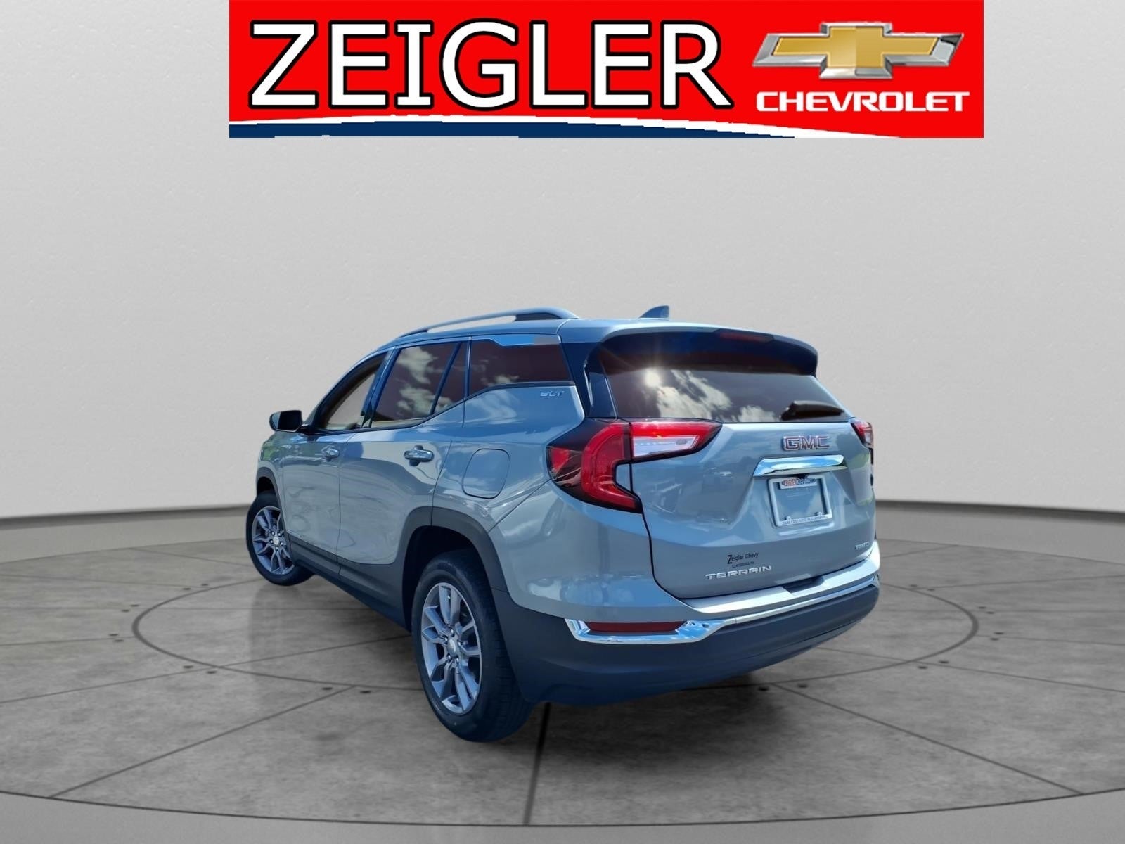 2024 GMC Terrain SLT