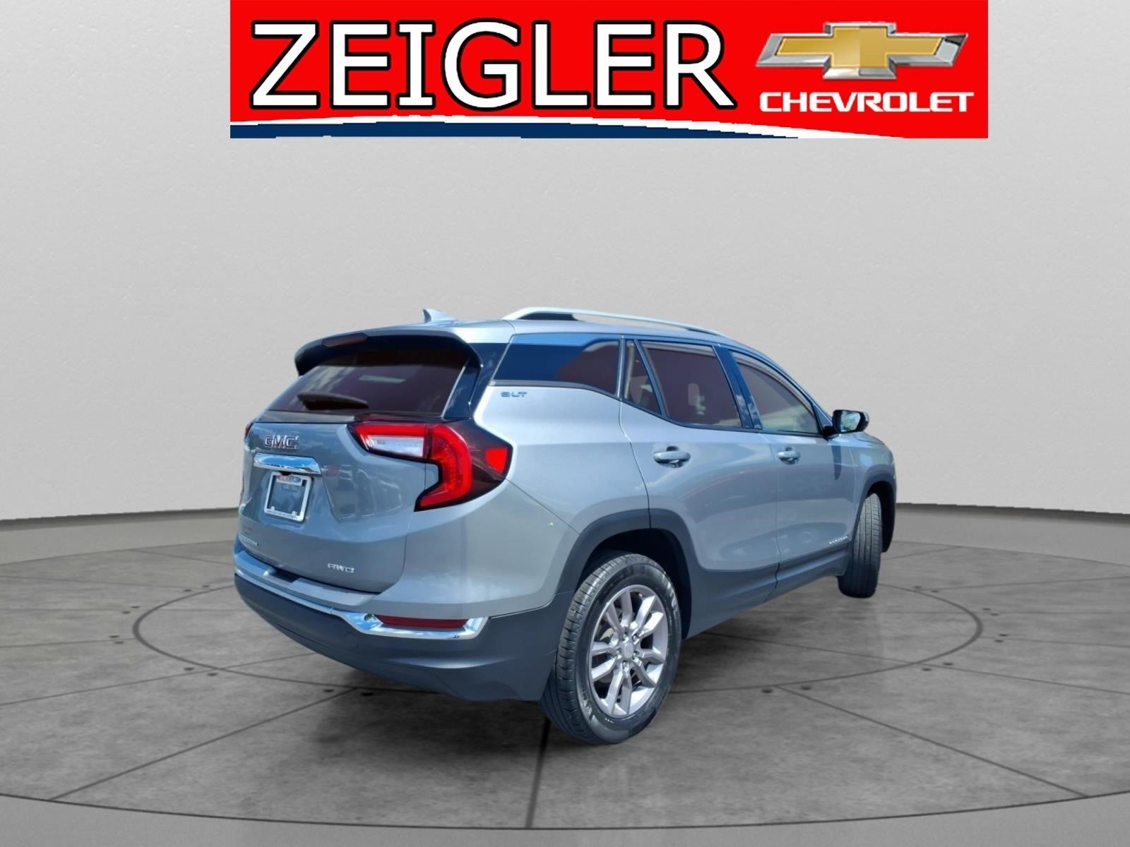 2024 GMC Terrain SLT