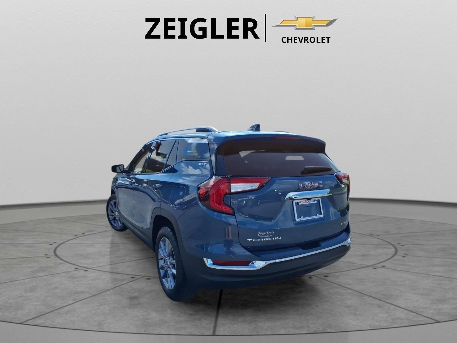 2024 GMC Terrain SLT