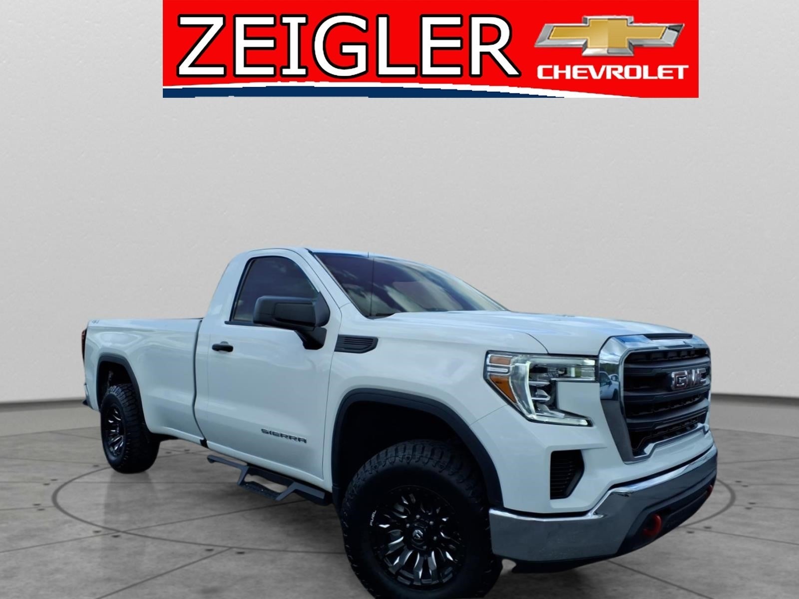 2021 GMC Sierra 4WD Regular Cab Long Box's photo