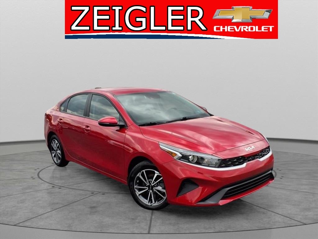 2023 Kia Forte LXS