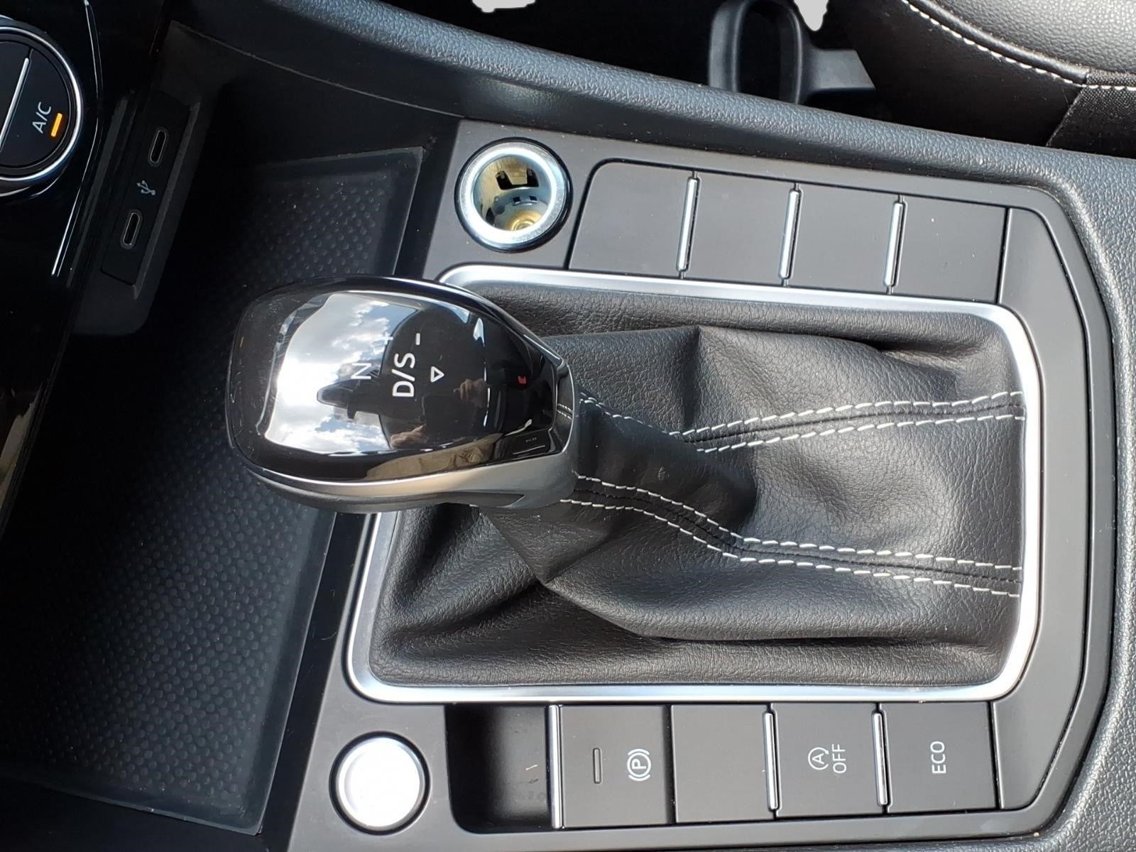 2023 Volkswagen Jetta SE