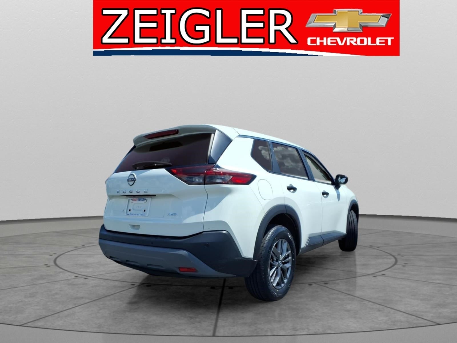 2023 Nissan Rogue S