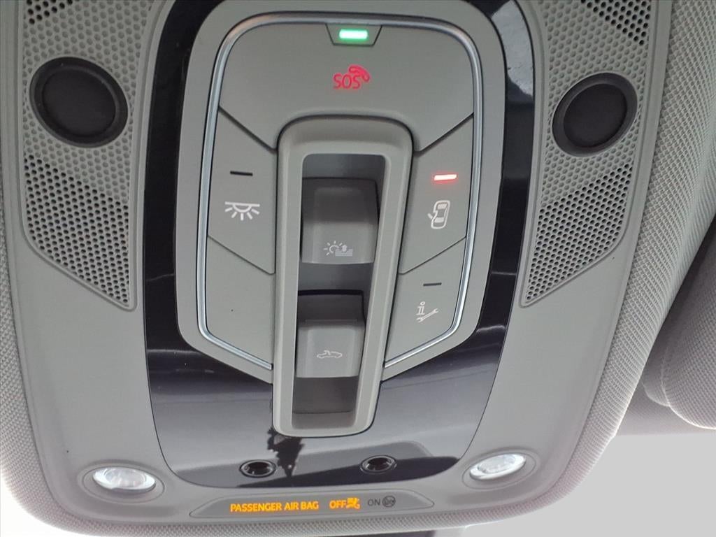 2023 Audi Q7 Premium Plus