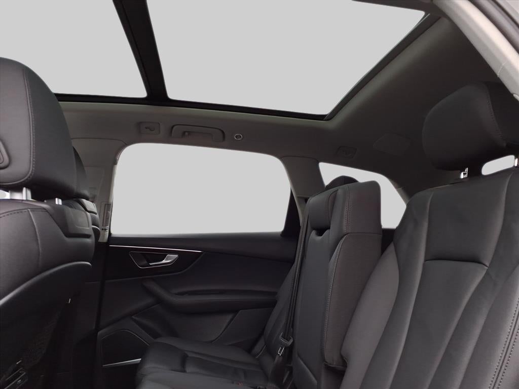 2023 Audi Q7 Premium Plus